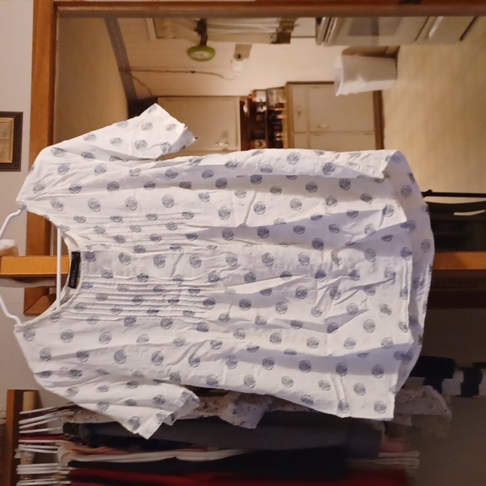 Light weight shirt